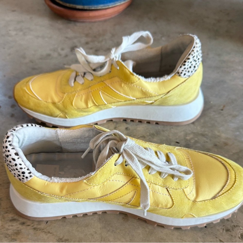 Dolce Vita Yellow Platform Lace-Up Sneakers with Leopard Heel